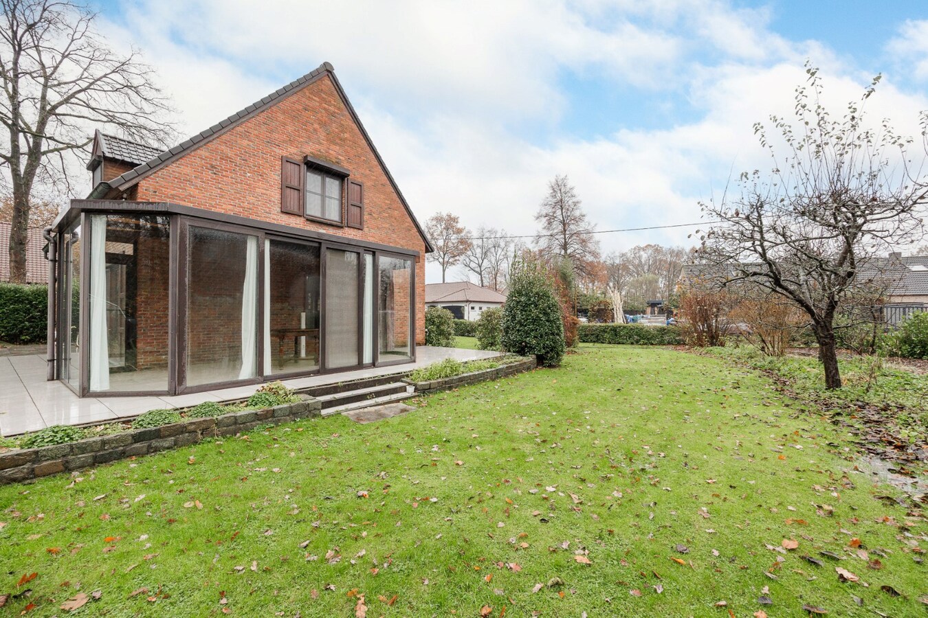 Mooi landhuis met perceel 1133 m² op toplocatie 