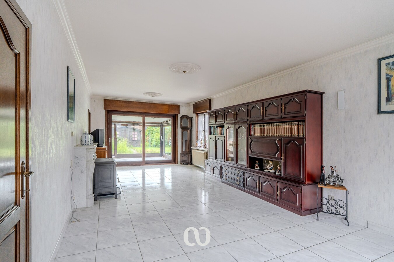 Open bebouwing met mogelijkheid tot 5 slaapkamers 