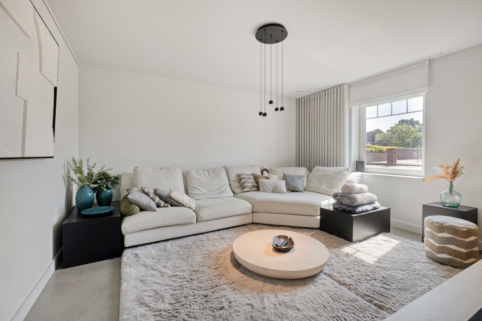 Exclusieve en energiezuinige villa met 5 slpk. in Geel 