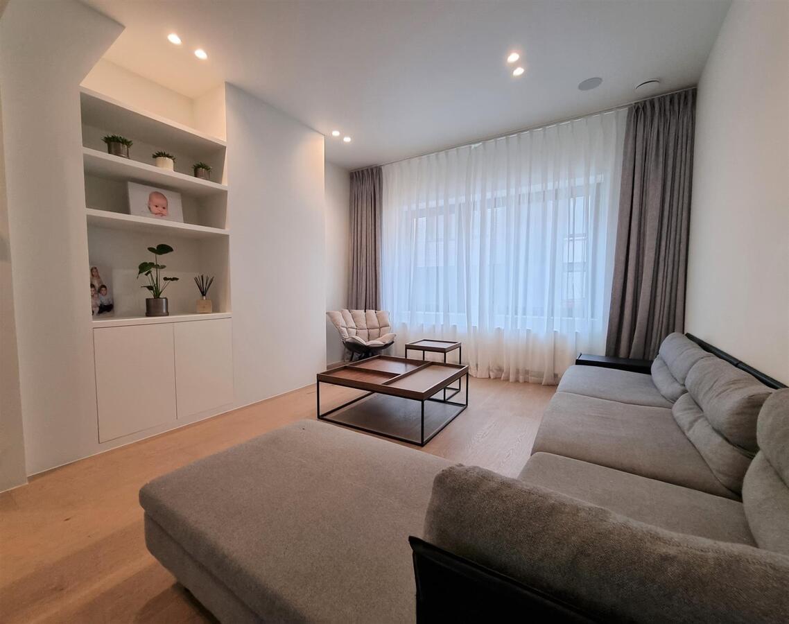 Subliem gerenoveerde woning met 5 slaapkamers &amp; 3 badkamers - Heist 