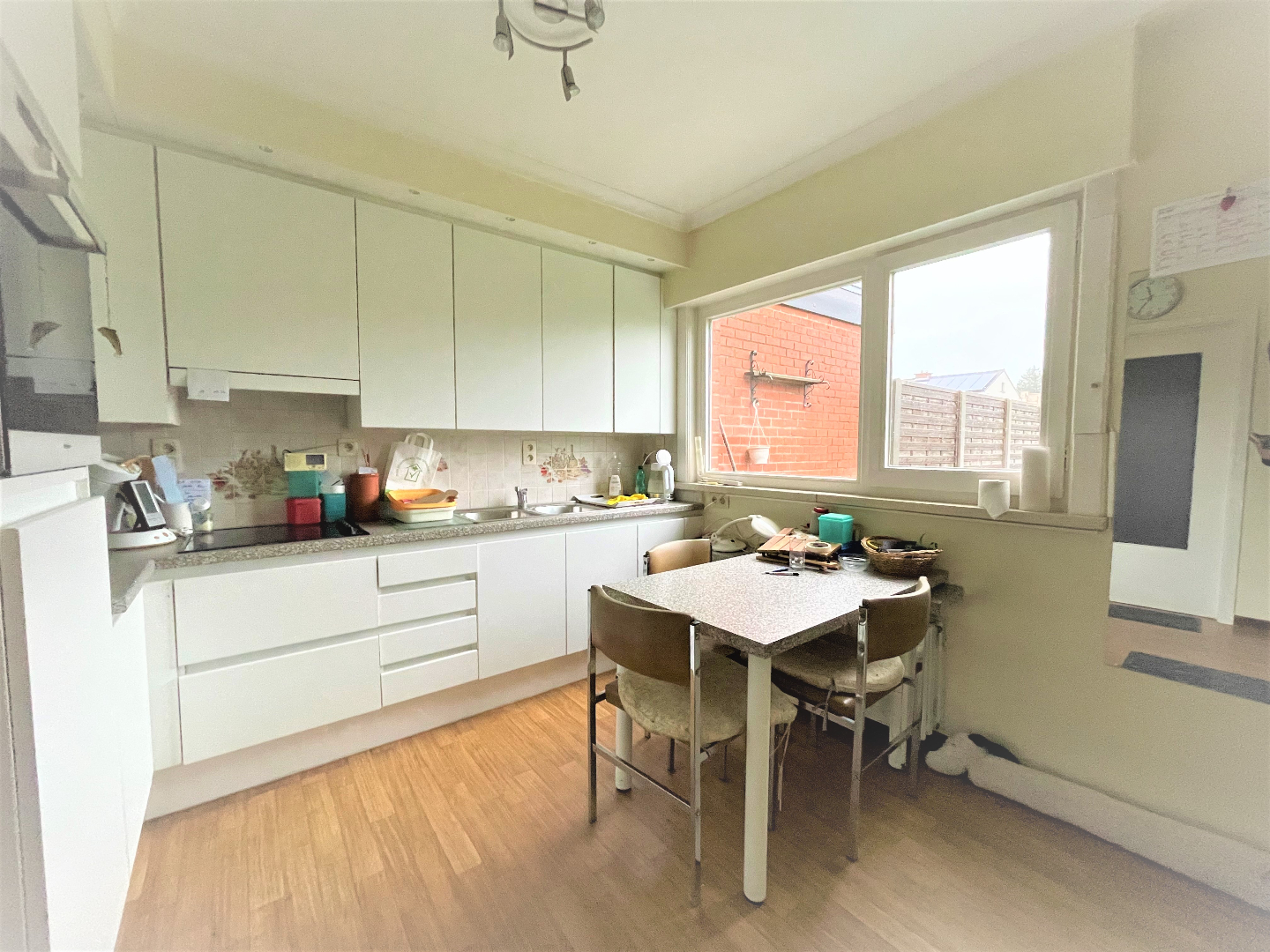 Woning met 3 slaapkamers en garage in rustige buurt 