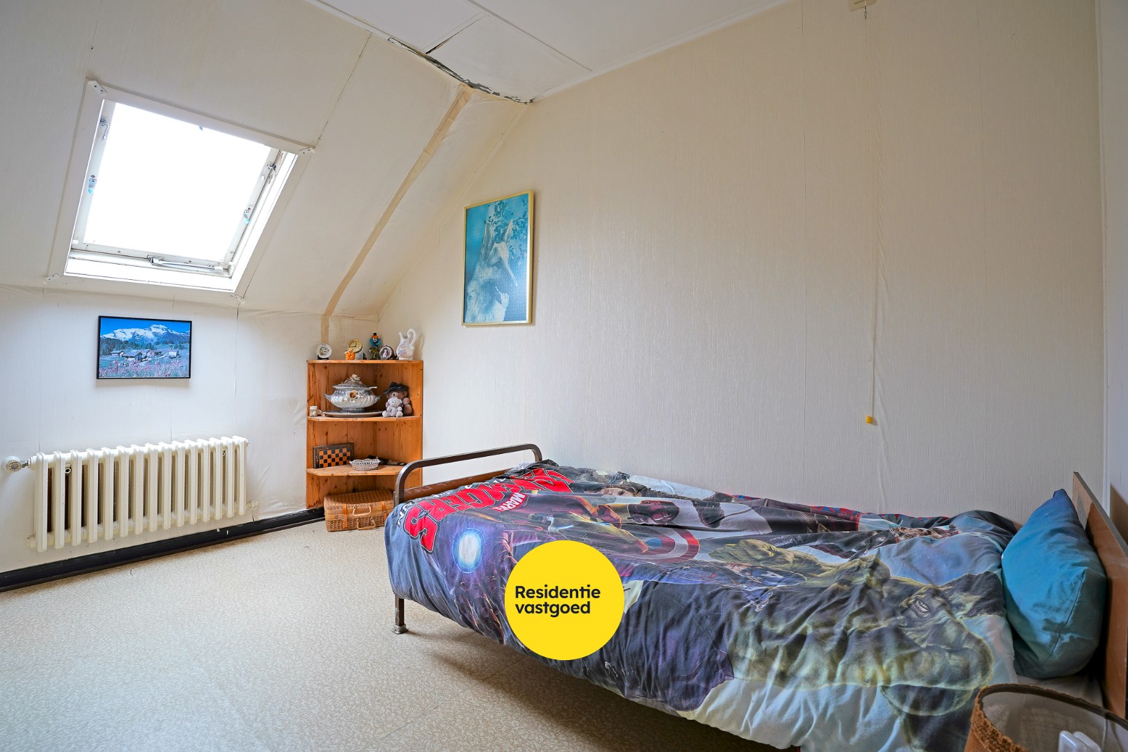 Gezellige woning met veel potentieel te Pervijze op 341m²! 
