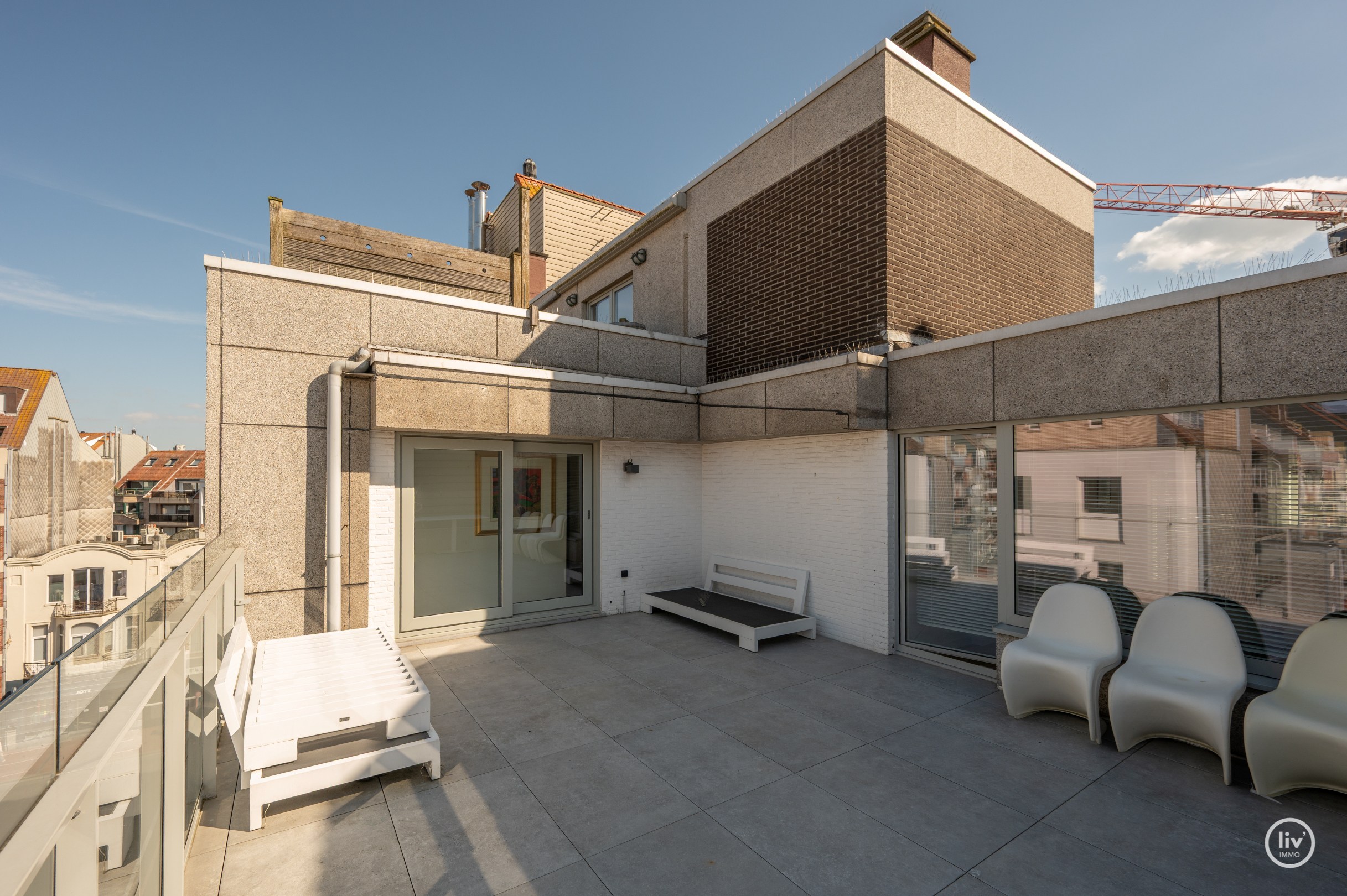 Volledig afgewerkt Hoekappartement + studio centraal gelegen in Knokke 