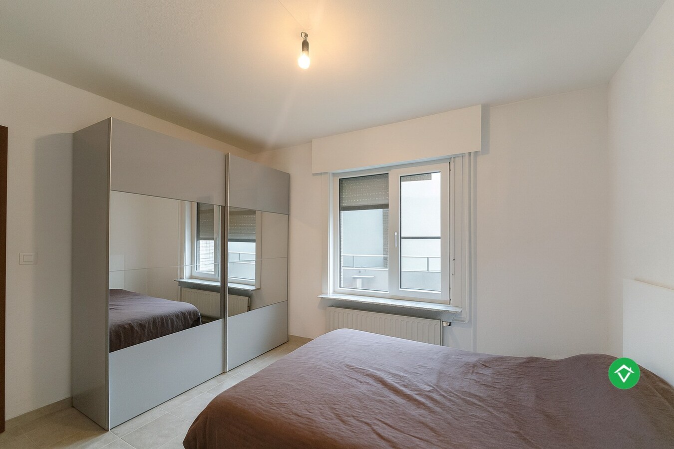 Alleenstaande woning met 2 slaapkamers en inpandige garage 