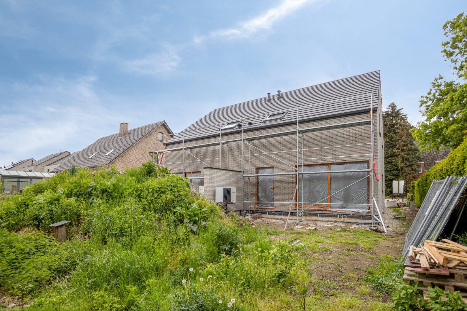 Nieuwbouwwoning op toplocatie aan stadscentrum Tongeren. 