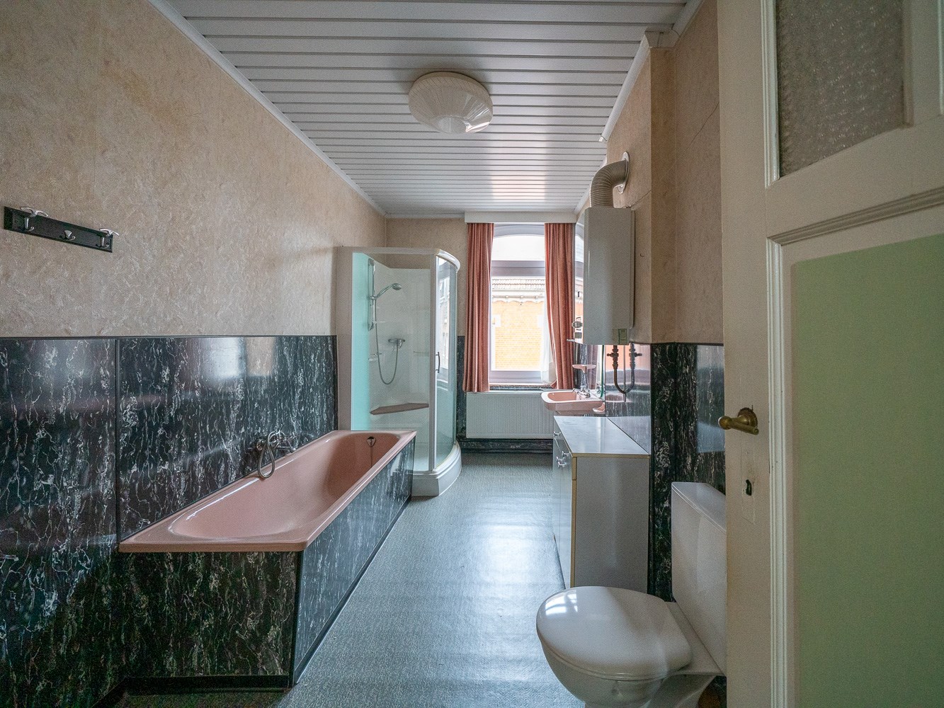 Te renoveren woning in het centrum van Schepdaal 