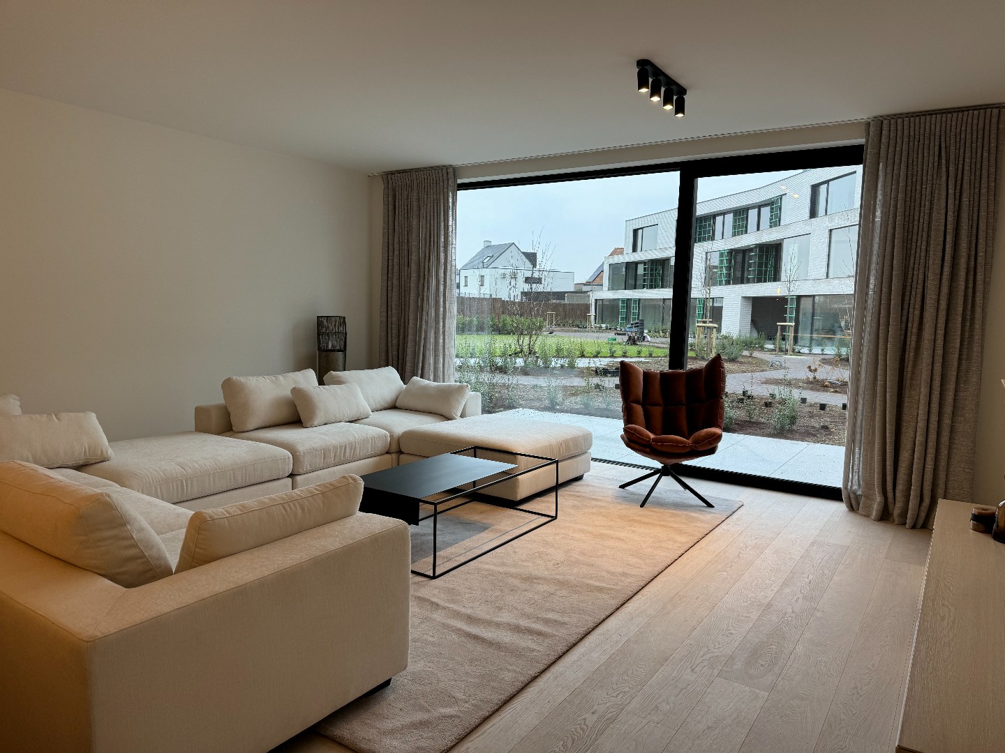 🌿 Residentie Michel &amp; Maurice – Wonen in stijl, midden in Wielsbeke 