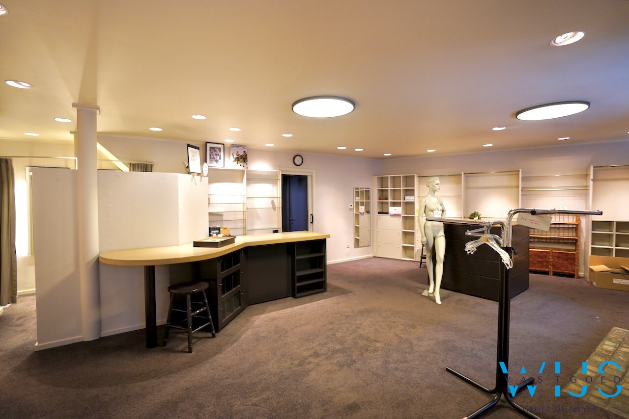 Multifunctionele eigendom op prachtig perceel van 1.682 m² ! 