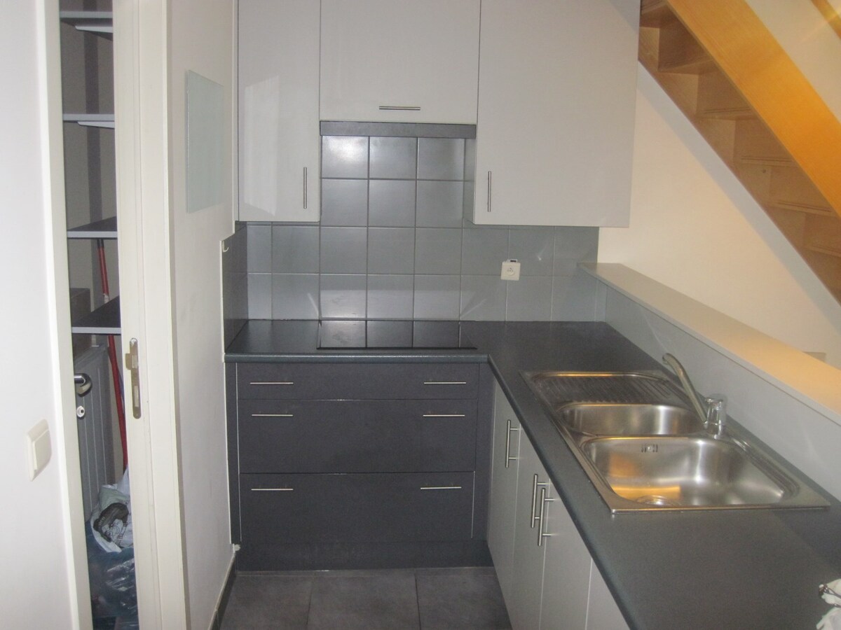 Ruim duplex 2-slp-appartement in centrum Gavere. 