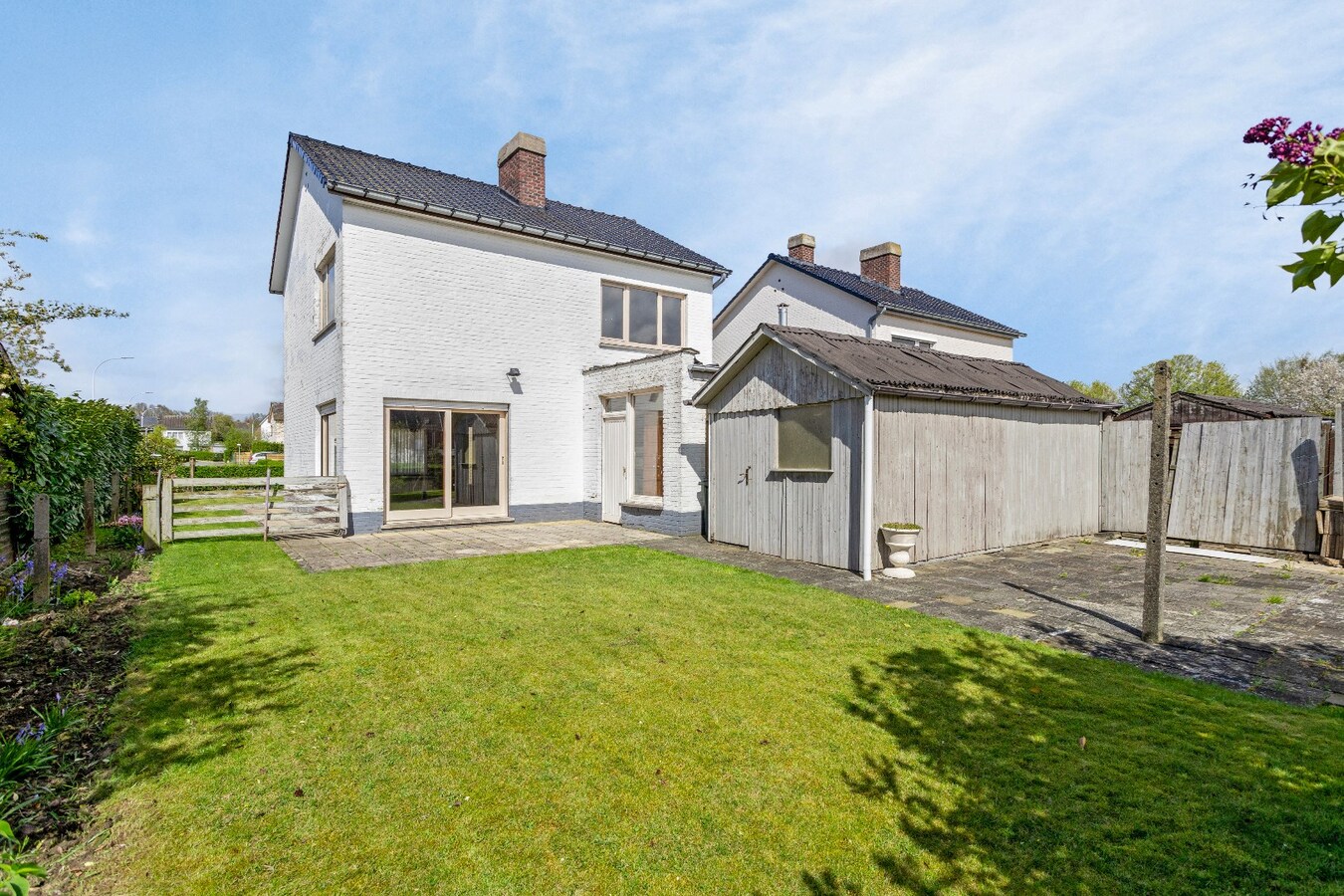 Te renoveren gezinswoning met 3 slpk in een gezellige wijk 