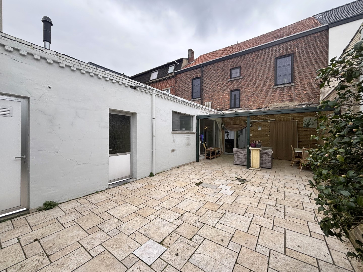 Instapklare en ruime gezinswoning met 4 slaapkamers in hartje Heppen 