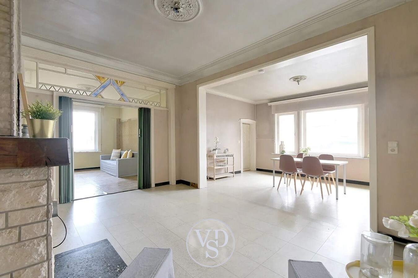 Ruim wonen in deze statige directeurswoning. 