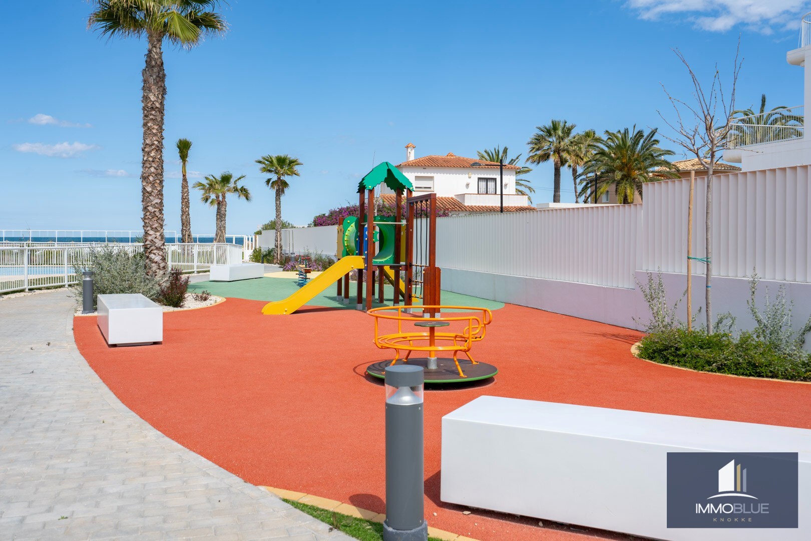 penthouse de luxe avec vue panoramique sur la mer et terrasses très spacieuses 