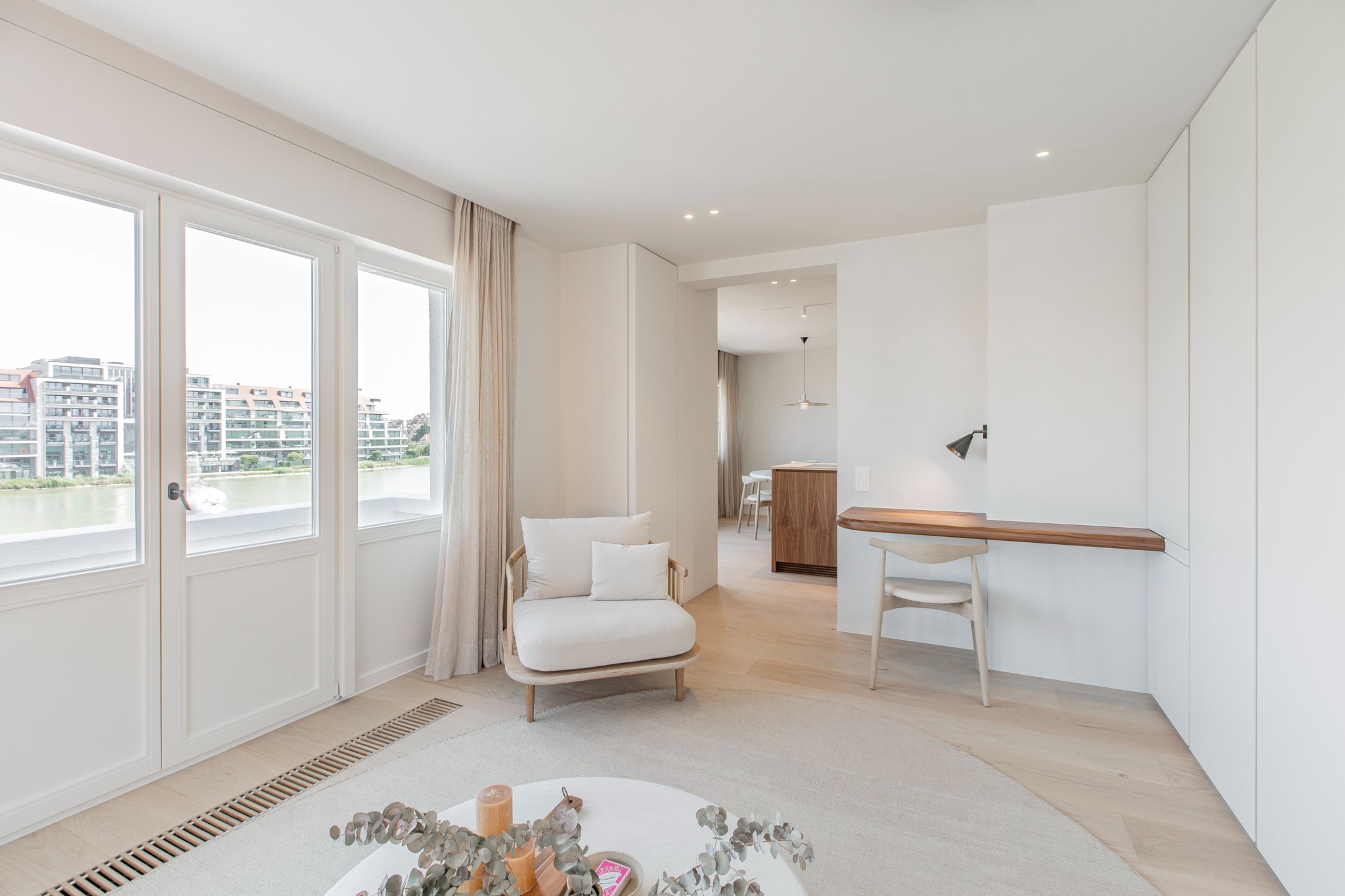 Hoogwaardig afgewerkt appartement met open zichten op het Zegemeer 