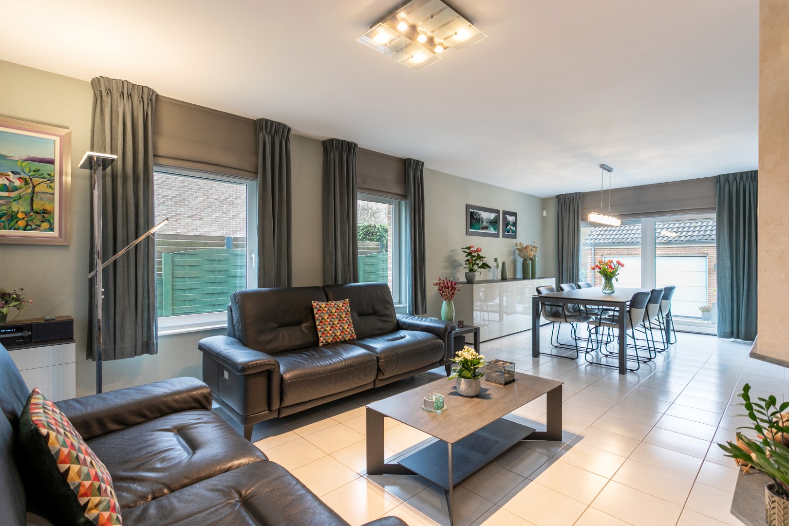 Instapklare woning 3 slpks, garage en ruime tuin (8,8are) 