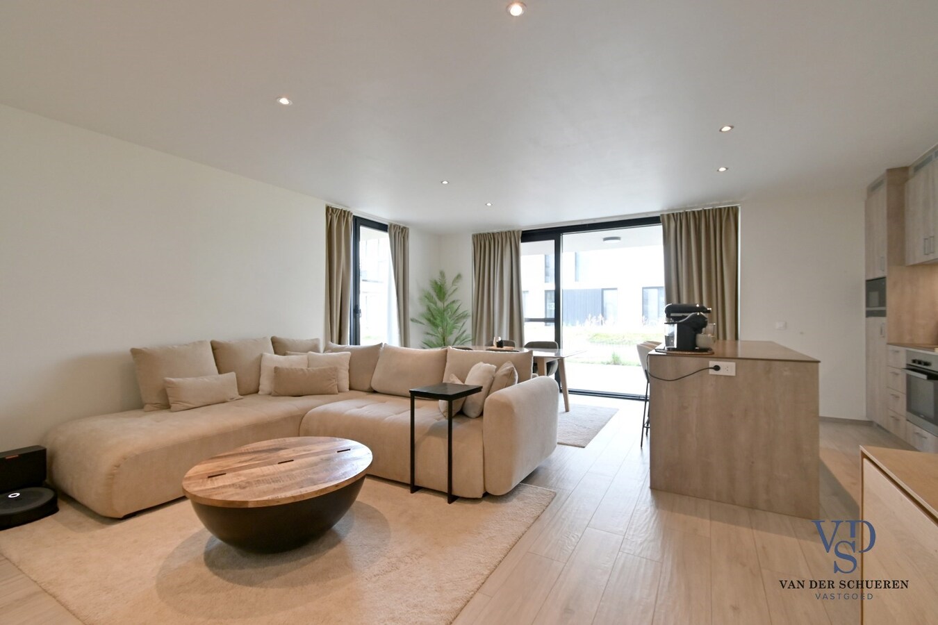 Gelijkvloers appartement met ruim terras 