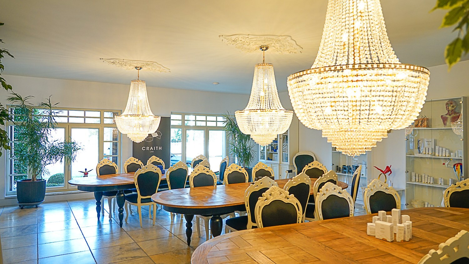 Handelscomplex / Praktijk / Showroom / Horeca / Wellnesskliniek / Villa/ ...op 4.367 m². 