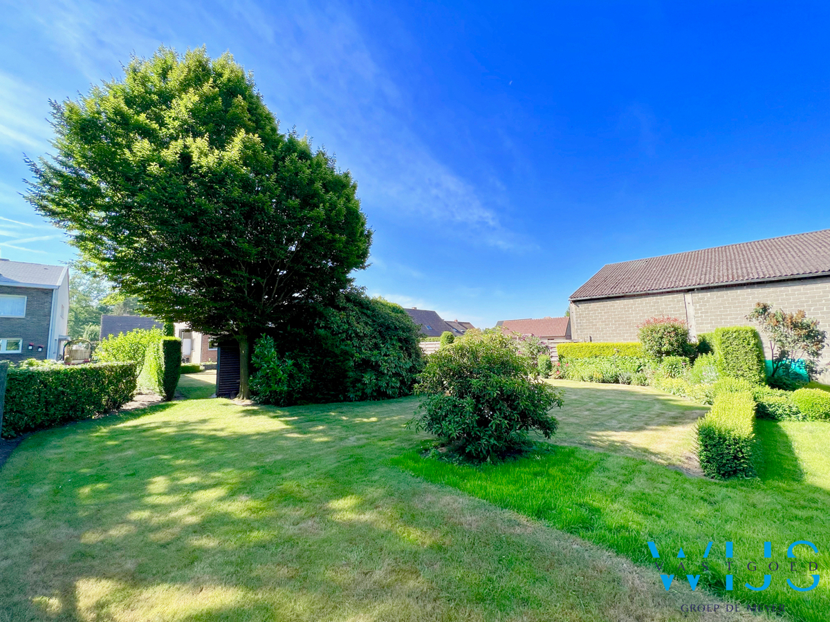 Stevig woonhuis op een prachtig perceel te Ertvelde/Oosteeklo 