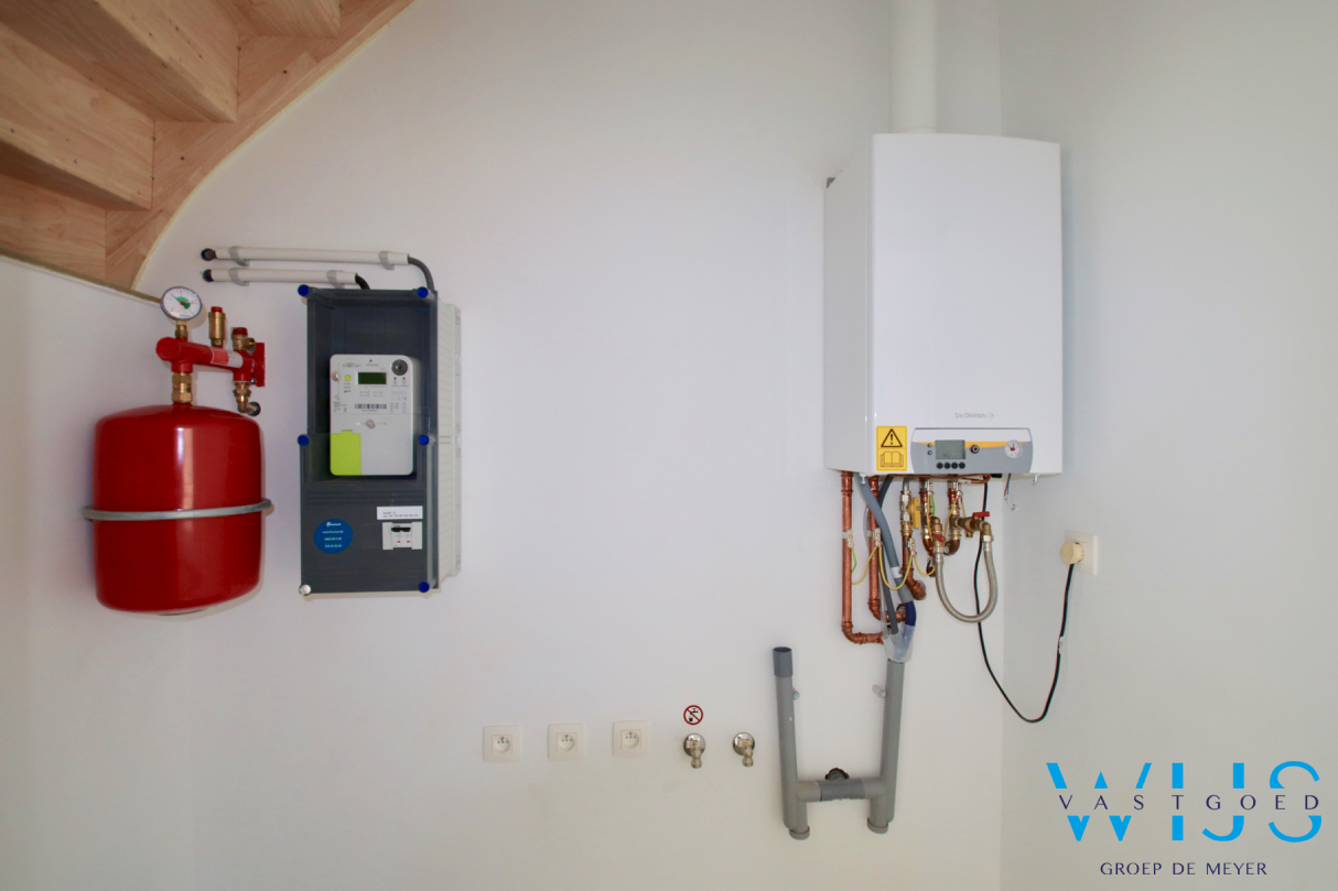 Totaal gerenoveerd woonhuis te Assenede 