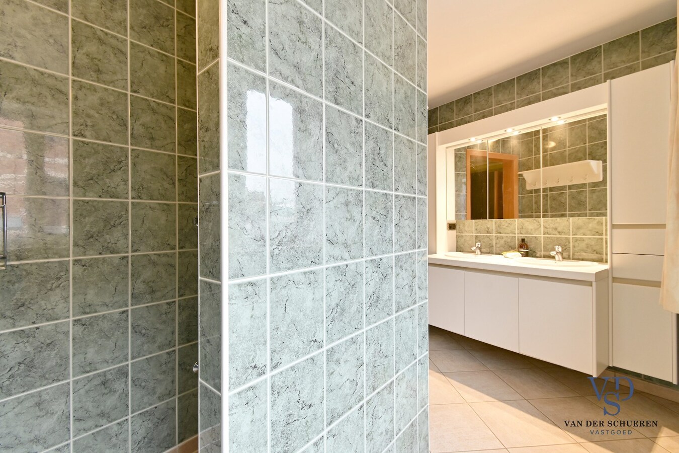 Tijdloos en ruim (> 300 m²) wonen. 