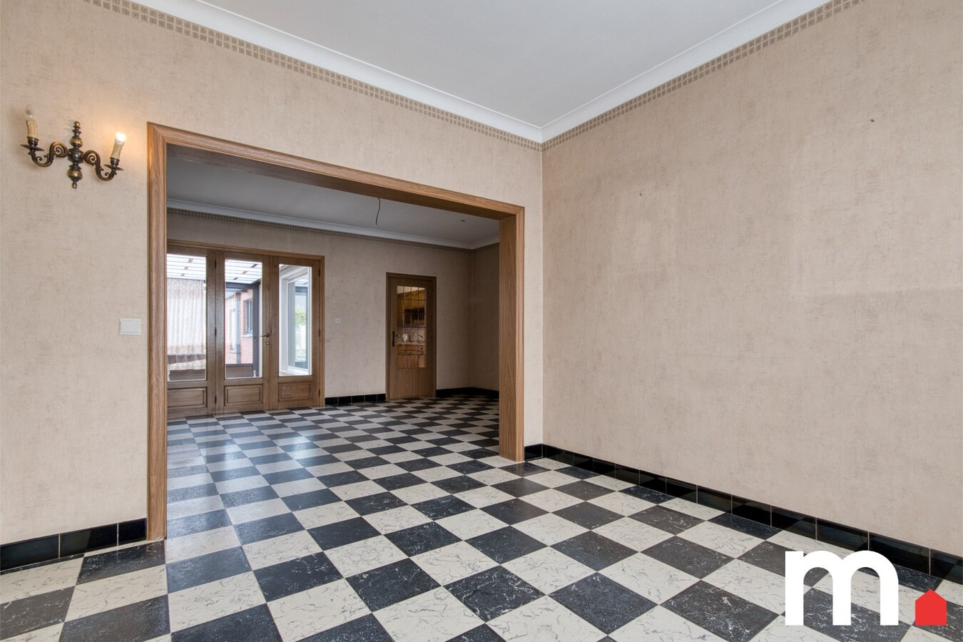 Verzorgde op te frissen woning met garage te Wervik ! 