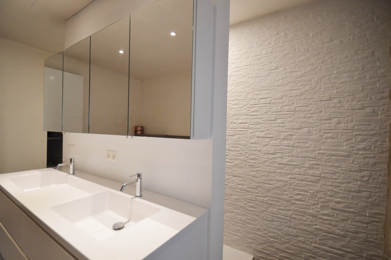 Knap gerenoveerde gezinswoning - Heist 