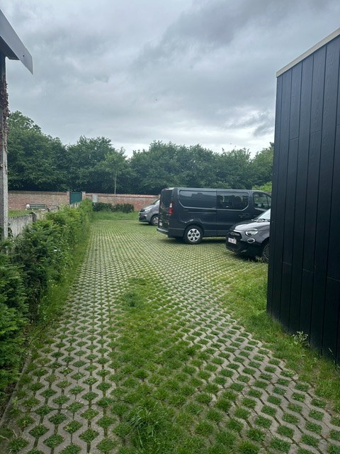 Recent en energiezuinig appartement met 1 slpk. en groot terras in Geel-centrum 