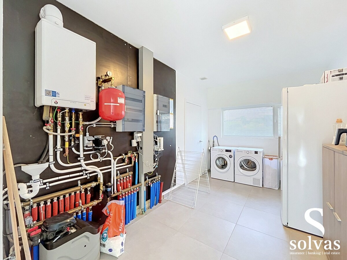 Gerenoveerde woning in een rustige wijk te Sleidinge! 