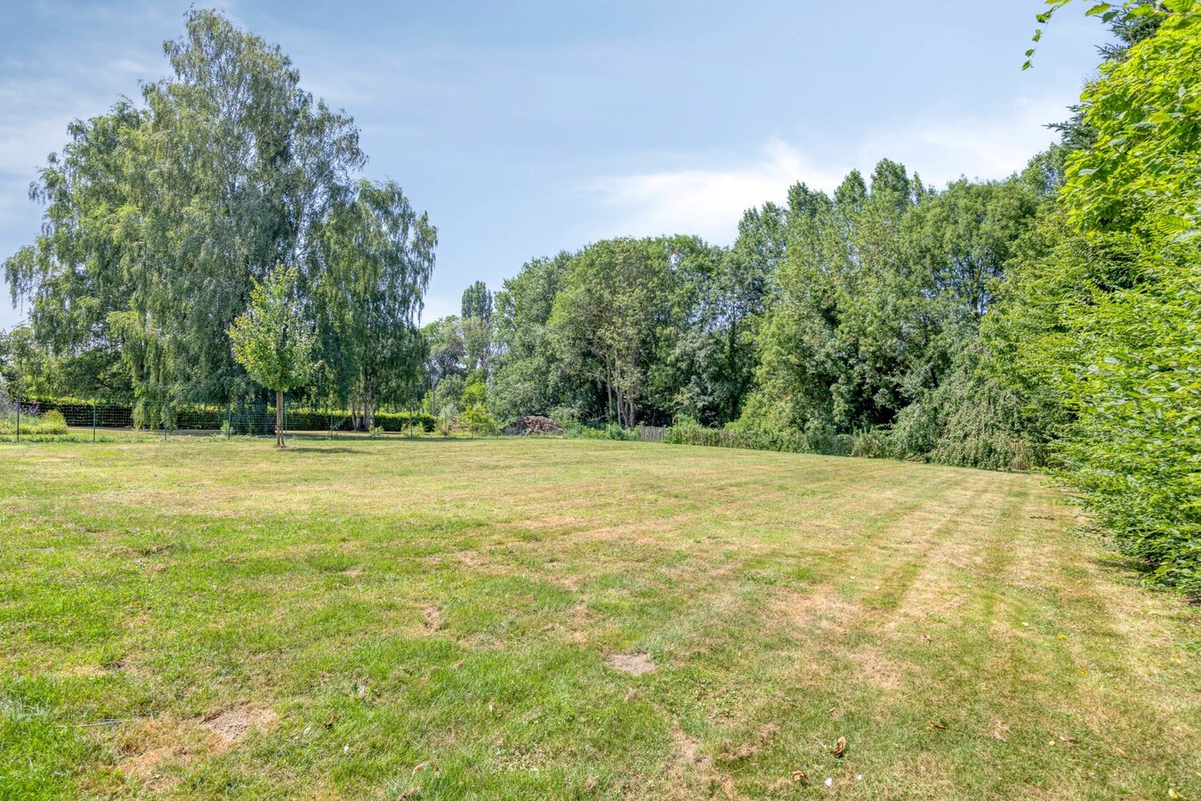 Exclusieve VILLA met zwembad in Zétrud-Lumay (Jodoigne) 