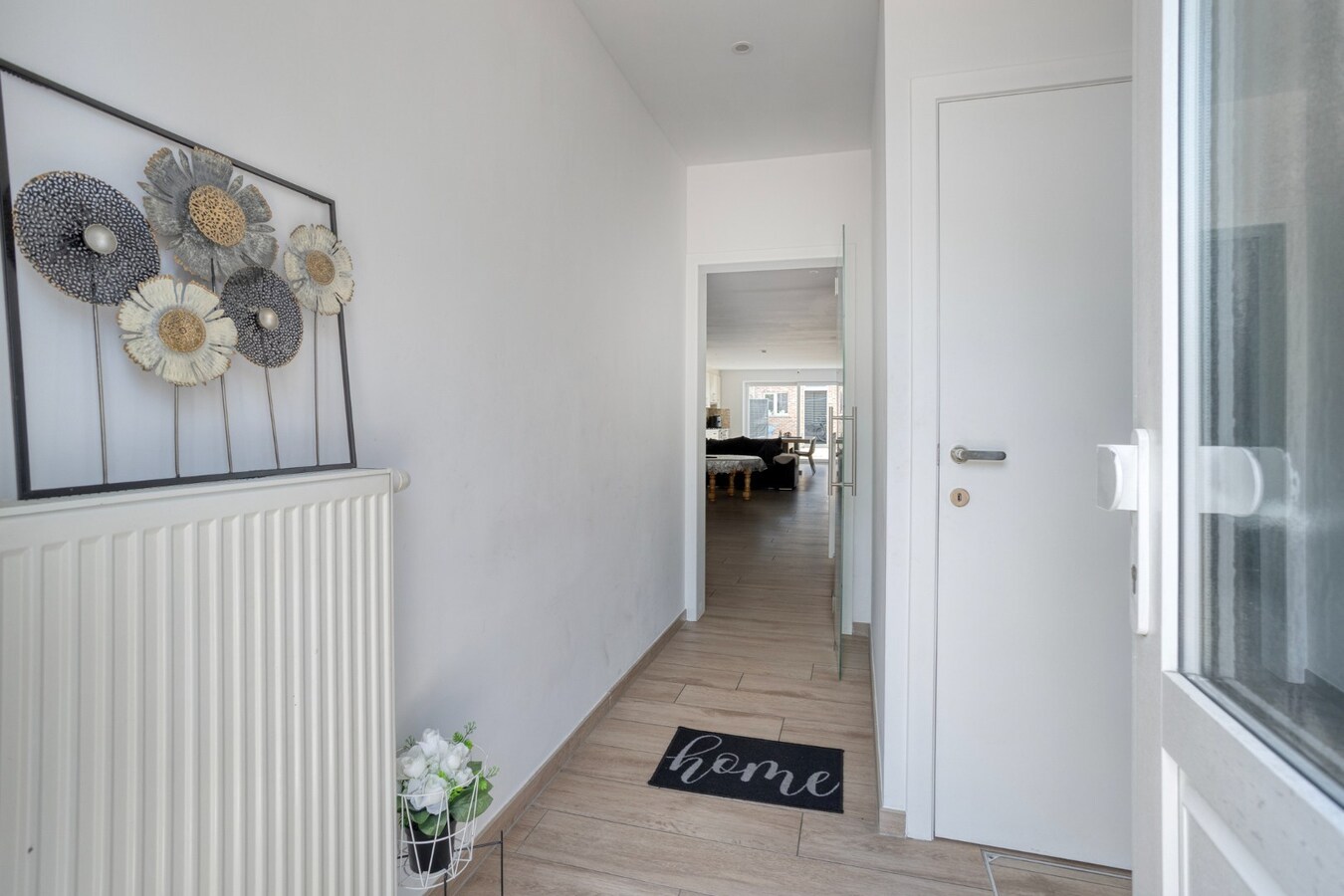 Gerenoveerde woning met 3 slaapkamers te Duffel 