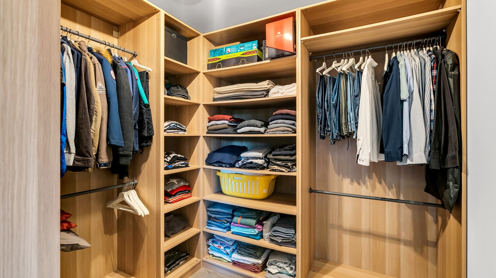 TIELT-WINGE - ruime &amp; recente vrijstaande woning 6 slks 