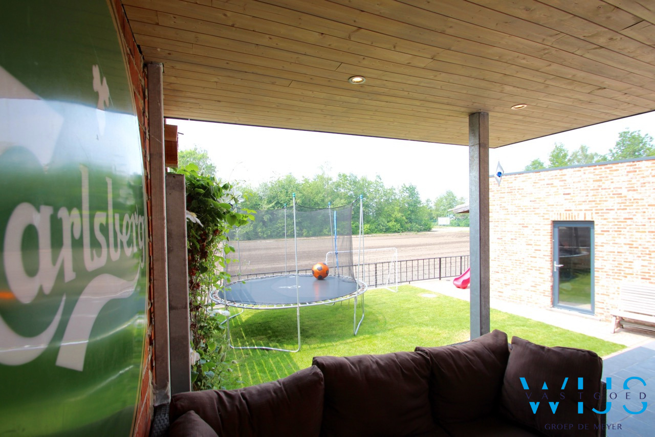 Unieke ruime gerenoveerde woning  ! 