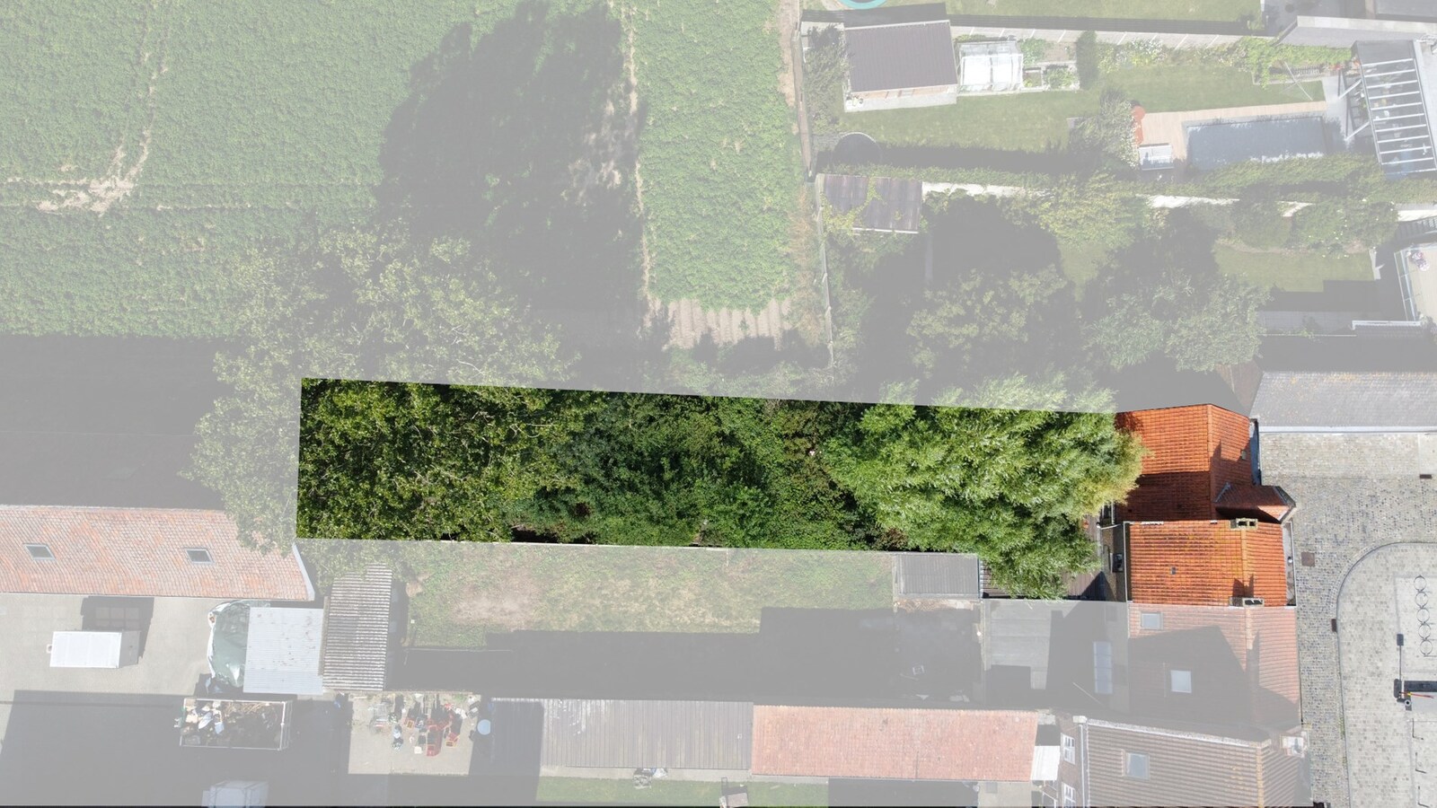 Charmante woning pal in het centrum van Merkem 