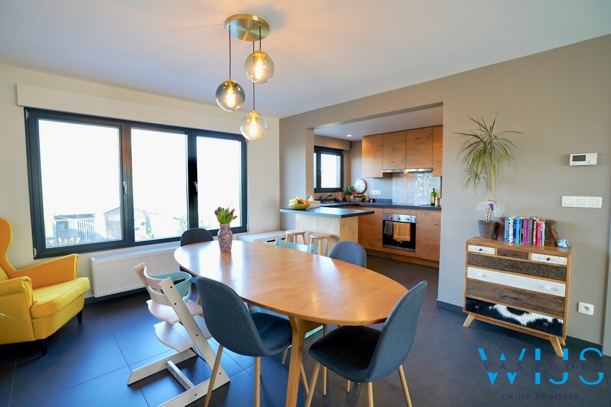 Bel-étage met 3 slaapkamers en tuin te ERTVELDE ! 