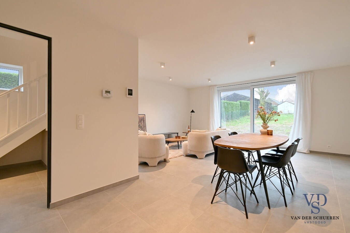 Uitzonderlijke BEN-woning nabij Tiegembos. 