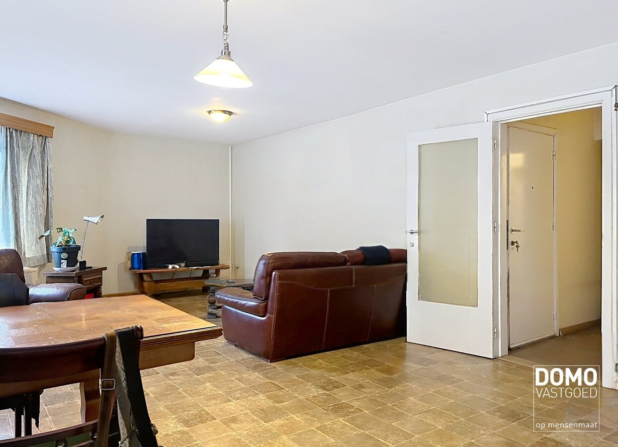 CENTRAAL GELEGEN APPARTEMENT TE HASSELT MET 1 SLAAPKAMER 