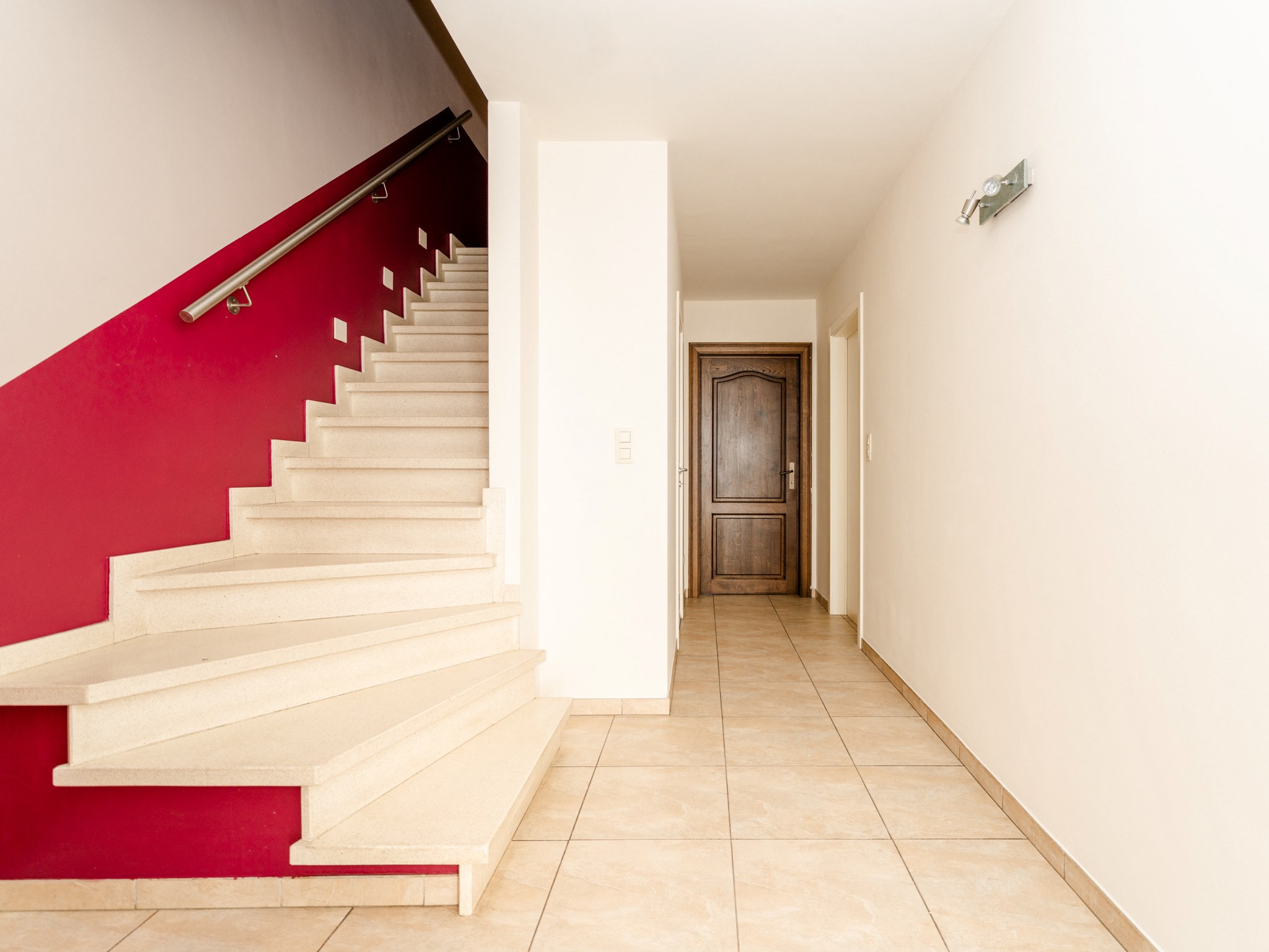 Energiezuinige, recente woning met 3 kamers, garage en tuin 