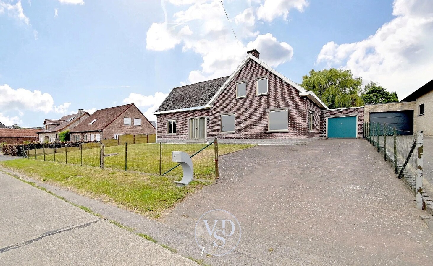 Ruime, degelijke woning 