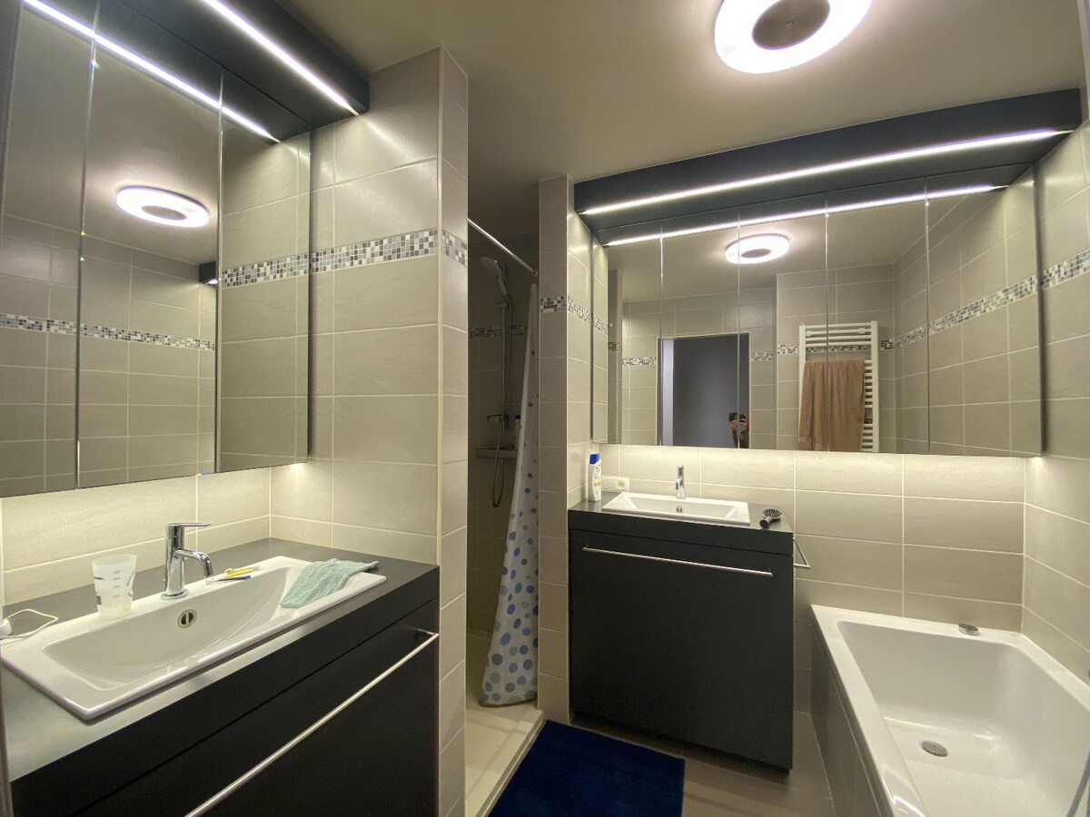 Maison contemporaine 3 chambres avec jardin à Frasnes ! 