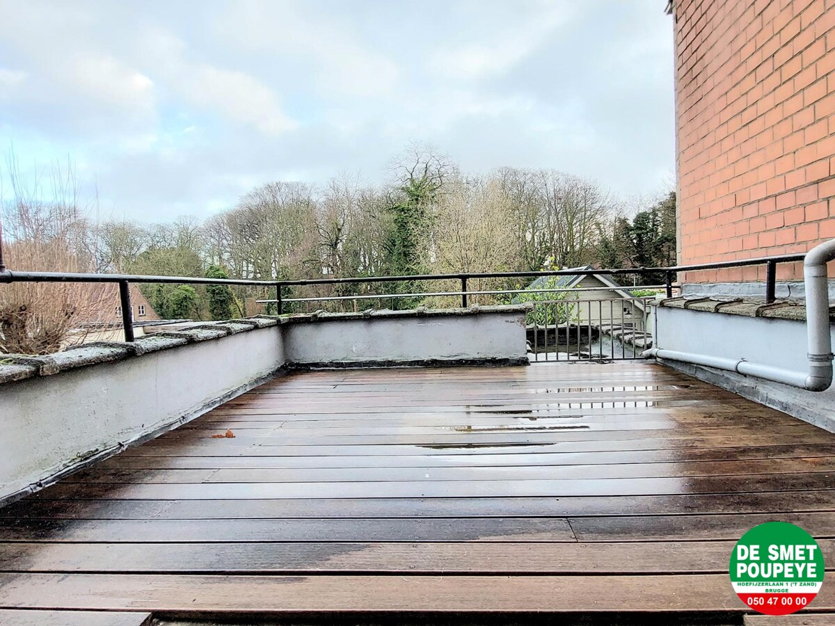 DUPLEX APPARTEMENT MET TERRAS 