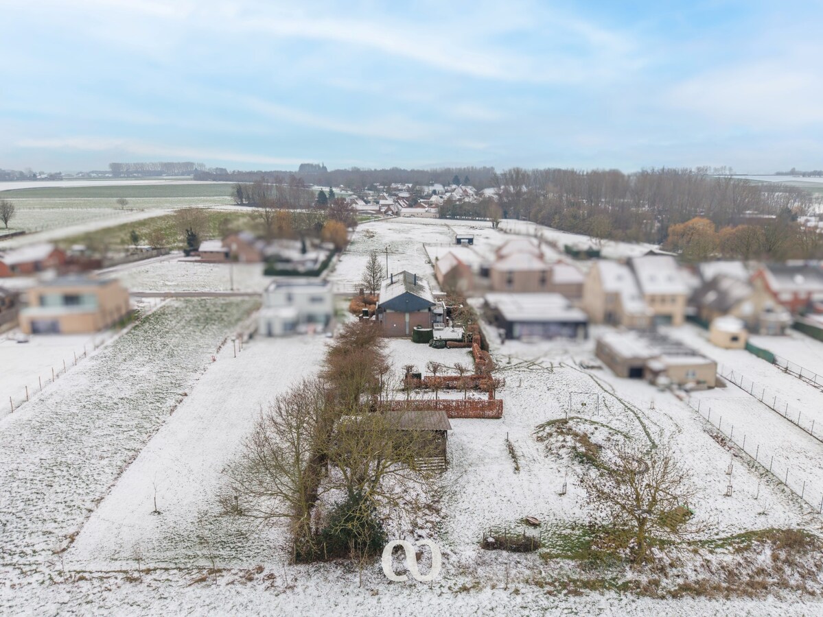 Bijzondere architectenwoning in groene en rustige omgeving 