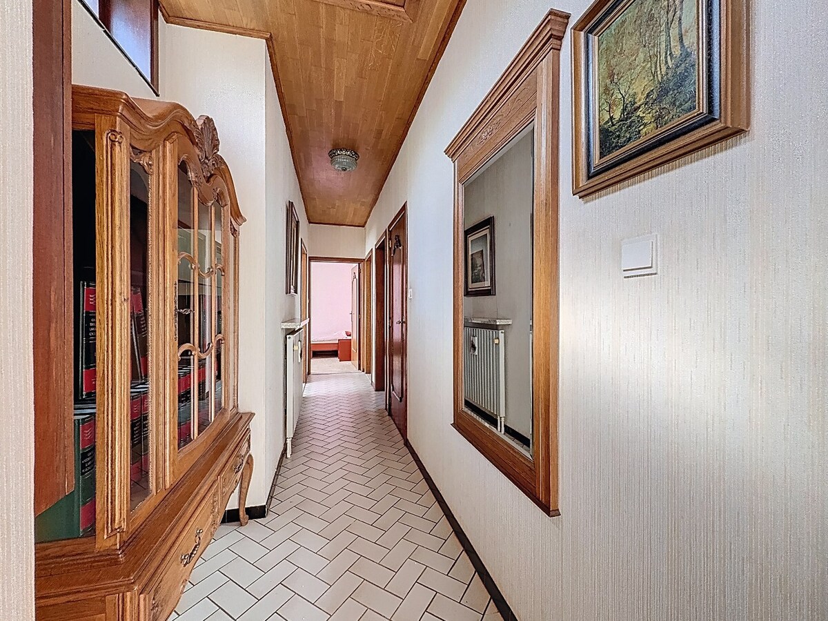 Goed onderhouden seventies bungalow op 19 are te Grimminge 