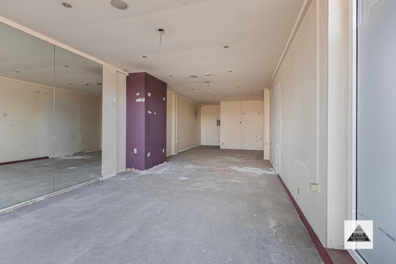 Goed gelegen commercieel gelijkvloers, 48 m² 