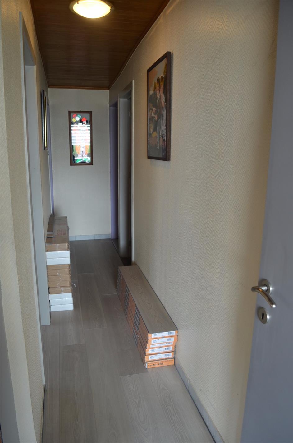 Bungalow met 3 slpks en bijgebouwen landelijk gelegen te Adegem 