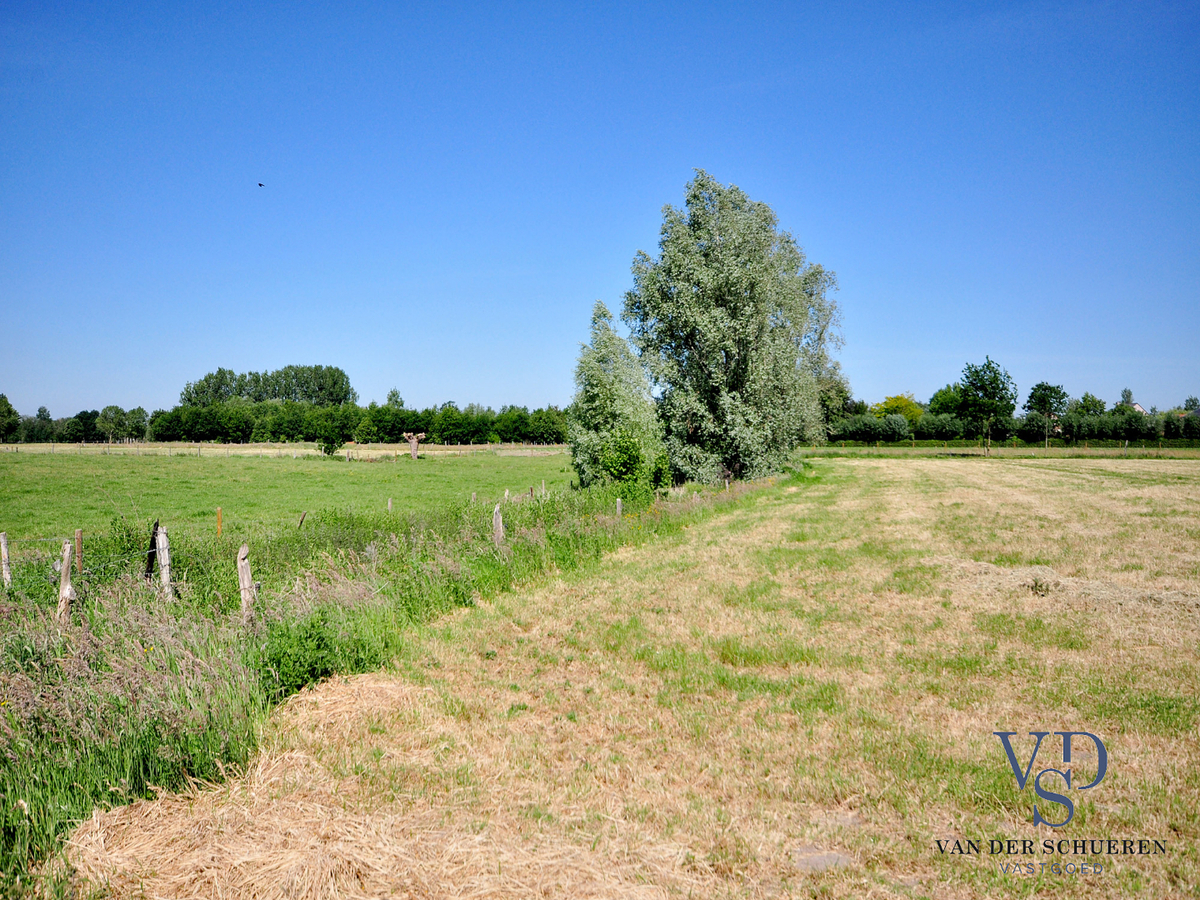 Unieke eigendom op meer dan 2400 m2! 