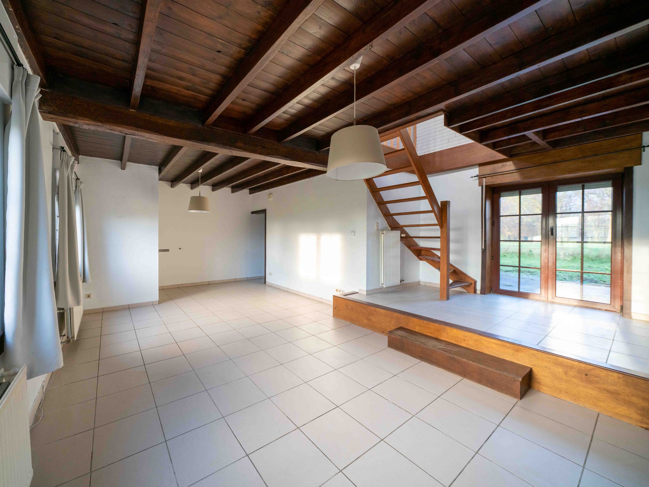 Woning met 2 kamers en veel potentieel op AAA-locatie 