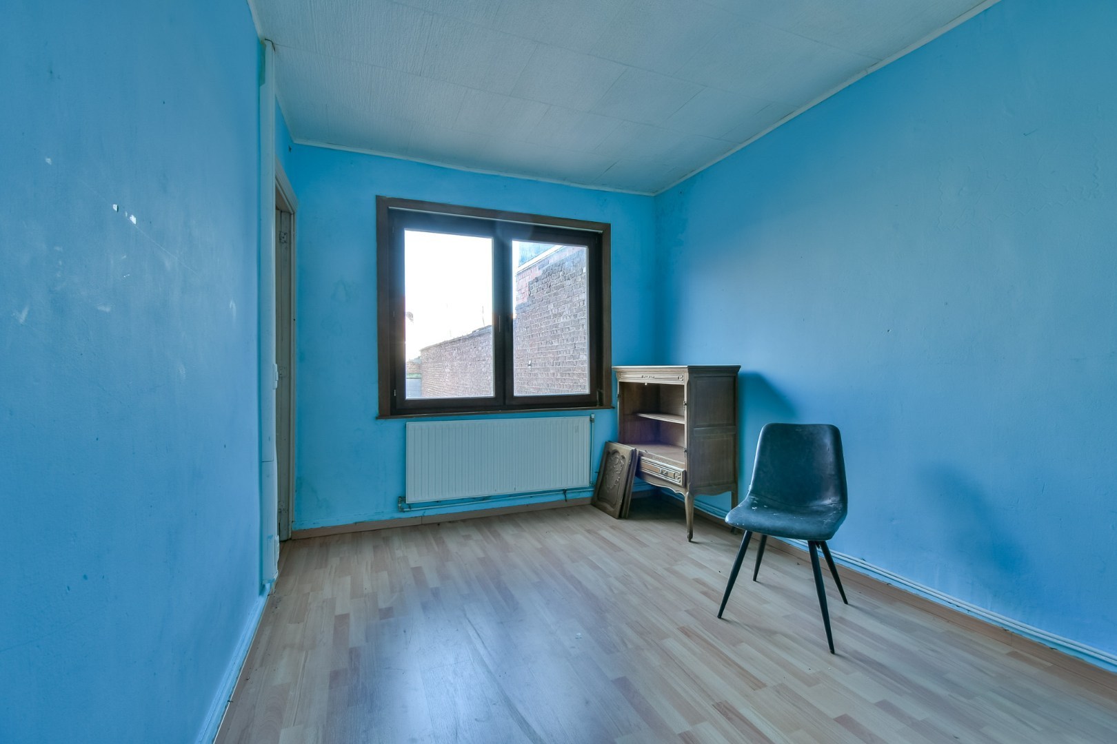 Te renoveren woningen met bijhorende loods! 
