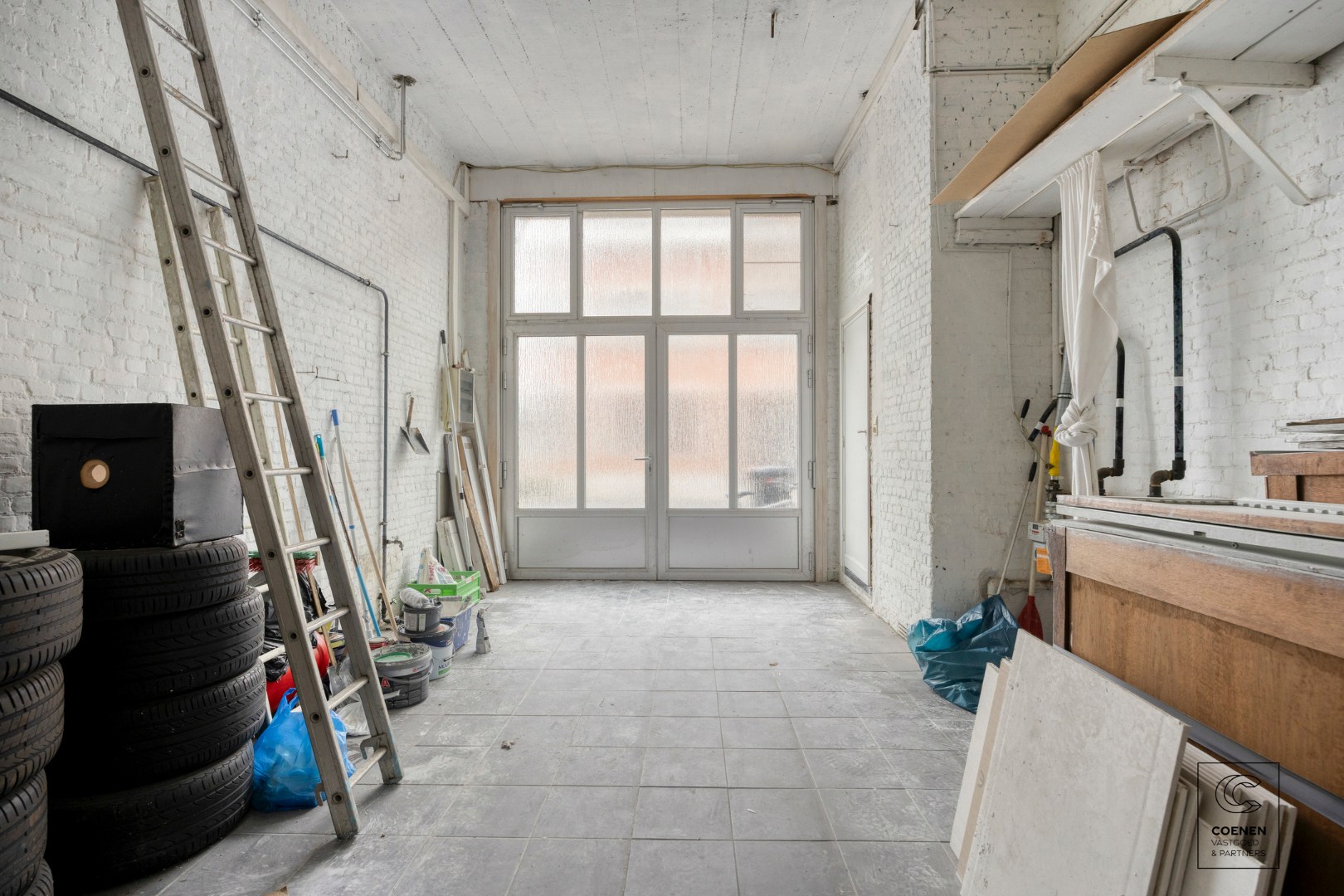 Riante woning, momenteel ingericht als 3 appartement op een schitterende locatie in het centrum van Lier! 