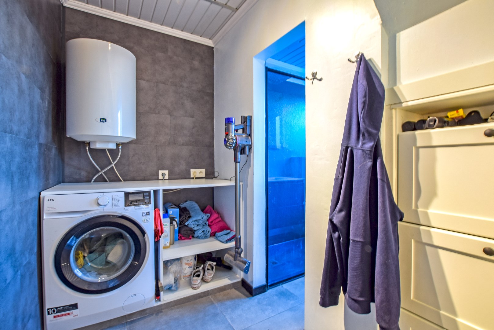 Instapklare woning met zongerichte tuin te Beauvoorde! 