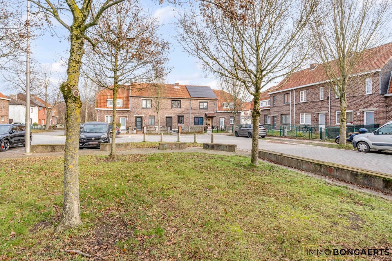 Instapklare gezinswoning met 3 slaapkamers, tuin en garage te Genk 